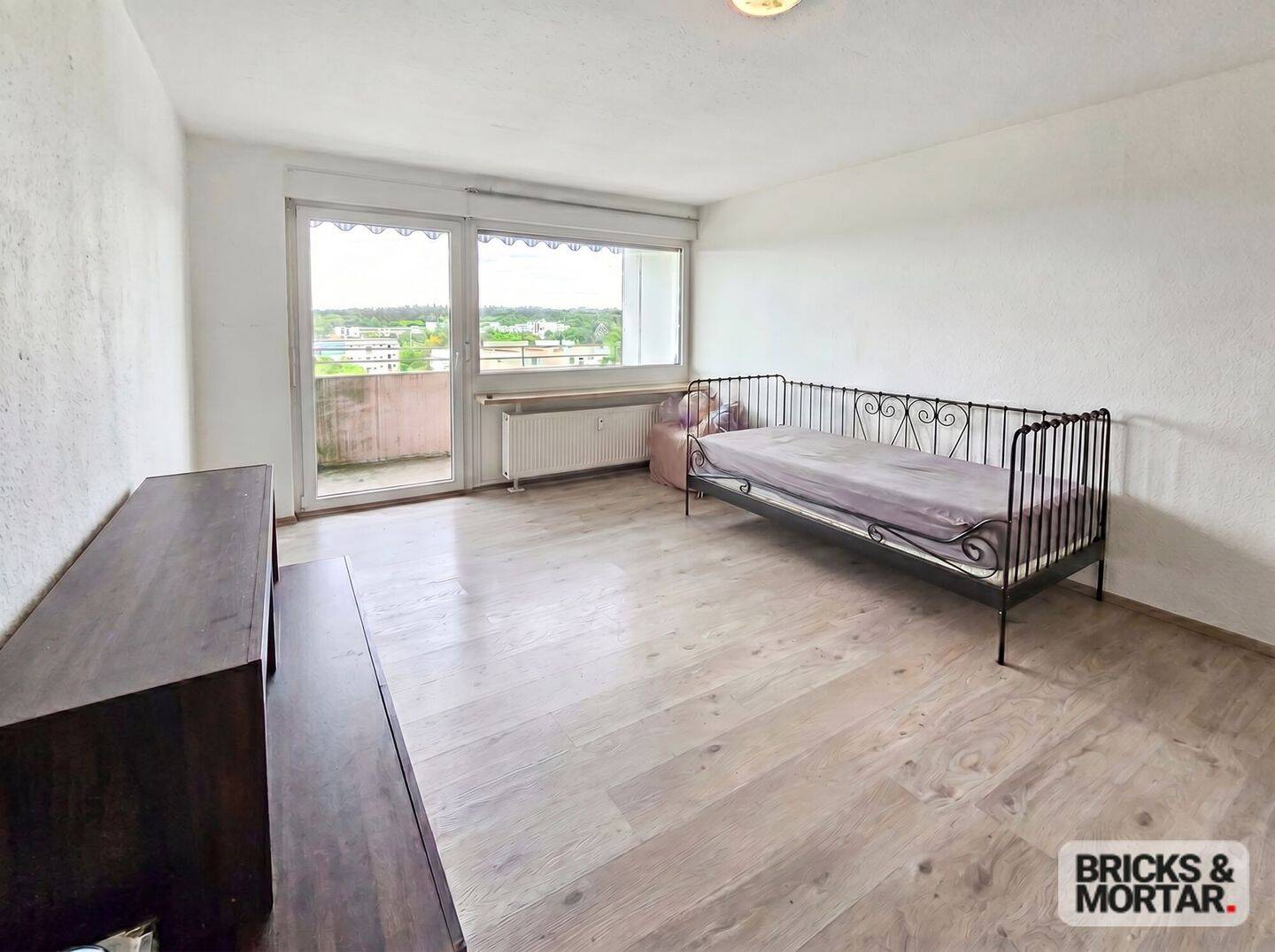 Gepflegte 1-Zimmer-Wohnung mit Balkon in Nürnberg-Langwasser für Eigenbedarf oder Kapitalanlage – Nürnberg – Vorschaubild 2