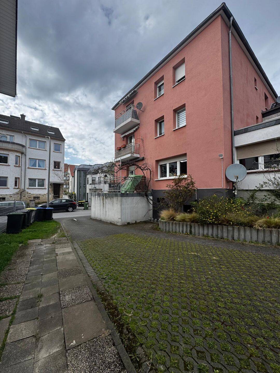 Großzügige Eigentumswohnung mit flexibler Zusatzeinheit, Sauna & Garage – zentrale Lage in Paderborn – Paderborn – Vorschaubild 2