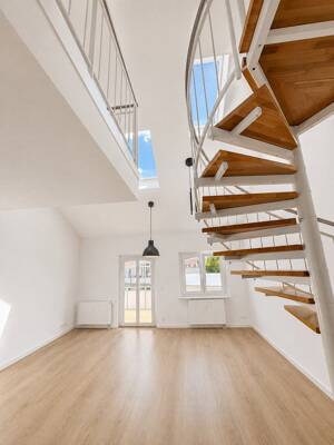 Traumhafte 3-Zimmer-Maisonette mit Balkon und Aufzug in zentraler Lage – 6108 Halle (Saale) – Vorschaubild 1