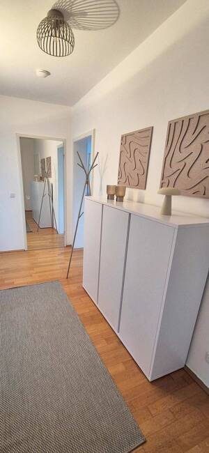 Modern möblierte Wohnung mit Balkon, Nähe U18 Margarethenhöhe, Grugapark gut zu erreichen – 45149 Essen – Vorschaubild 8