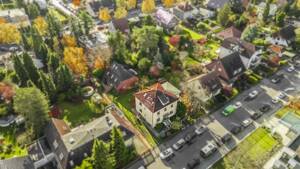 Ein Zuhause für Generationen - Großzügiges Zweifamilienhaus mit Einliegerwohnung – 12307 Berlin – Vorschaubild 3