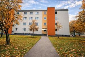 RE/MAX - Apartment in Feldmoching-Hasenbergl – 80933 München – Vorschaubild 1
