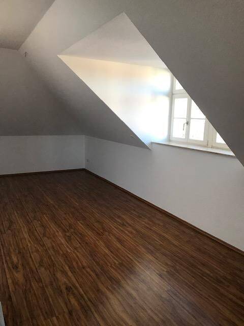 Idyllische 2-Zi.-Wohnung im charmanten Cossebaude* – Dresden – Vorschaubild 4
