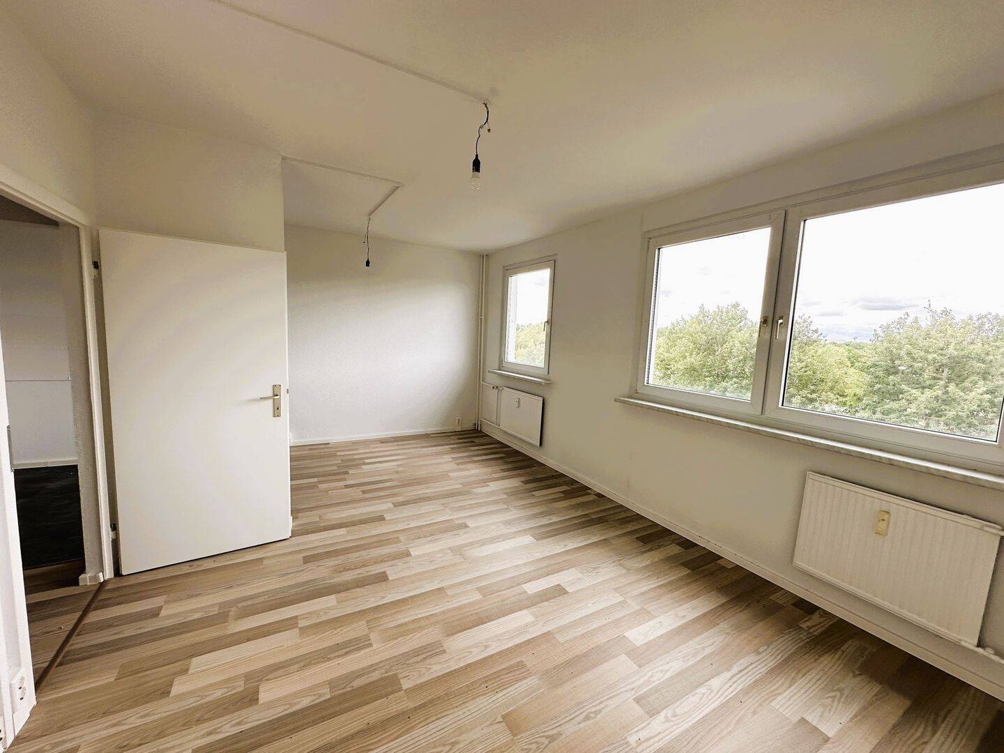 Toller Blick - Gemütliches Zuhause mit Wohnküche in Halle – Halle (Saale) – Vorschaubild 6