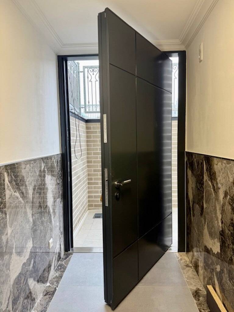 Stilvolle, exklusive 2-Zi-Dachgeschosswohnung mit Balkon und Stellplatz in bevorzugter ruhiger Lage – Lübeck – Vorschaubild 5