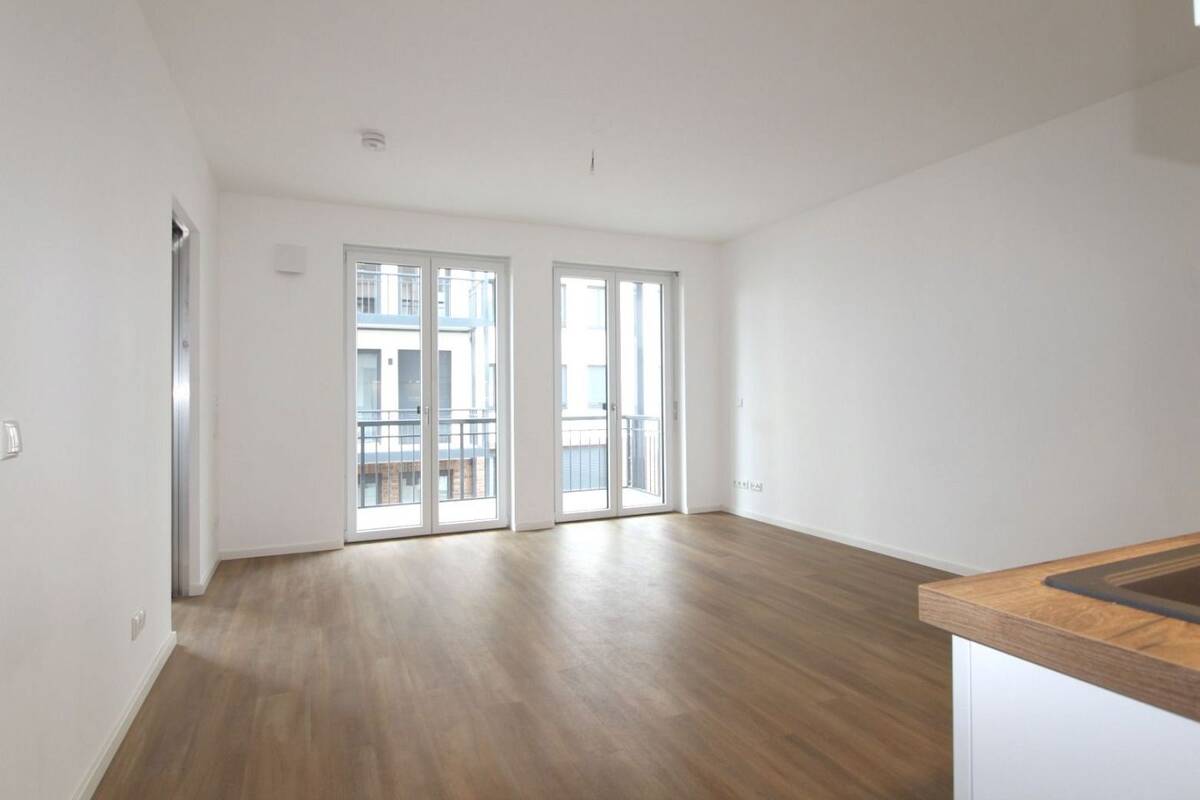 **Helle 2 Zimmer mit EBK und Badewanne in ruhiger Seitenstraße** – 4179 Leipzig – Bild 1 von 9