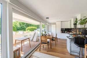 Bestlage Solln - Bezugsfreie, modernisierte 3-Zimmer mit Süd-Balkonterrasse, EBK, Pool & Sauna, TG – 81479 München – Vorschaubild 3