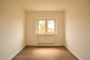 Fast 5 % AfA! 3-Zimmer-Erdgeschosswohnung in Uni-Nähe! – Wiesbadener Straße 19, 1159 Dresden – Vorschaubild 9