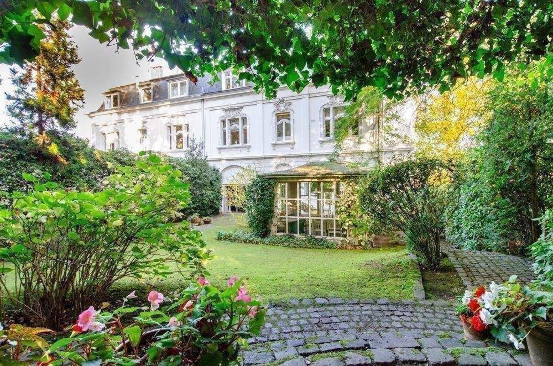 Haus in 42115 Wuppertal mit 605 m² kaufen