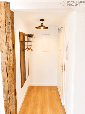 3er-WG: Möblierte 4-Zimmer-Maisonette-Wohnung im Herzen der Bayreuther Innenstadt sofort frei - 84m² – 95444 Bayreuth – Vorschaubild 4