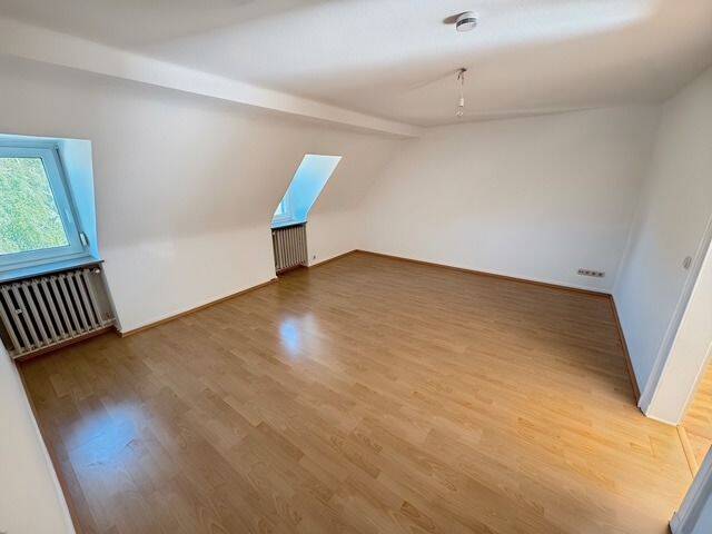 Familientraum mit Gartenanteil - 4 ZKB mit Balkon in begehrter Lage von Trier-Ost. – Trier – Vorschaubild 7