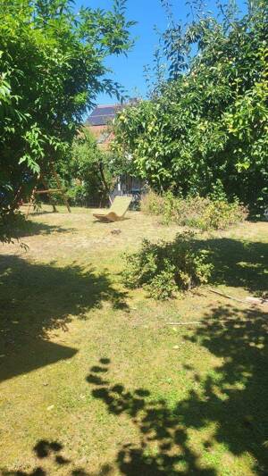 Helle Dachgeschosswohnung mit Balkon, ausgebautem Dachraum und Gartenmitbenutzung – 84085 Langquaid – Vorschaubild 6