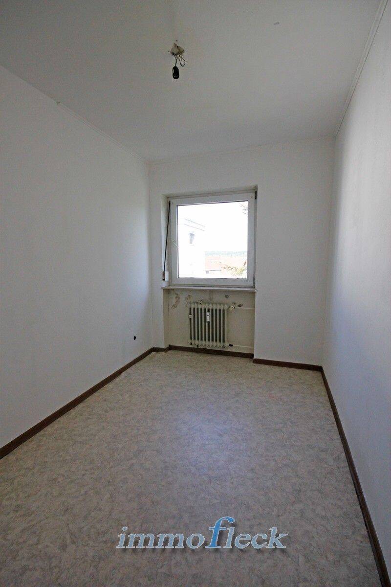 Kapitalanlage!! 4 ZKB - Eigentumswohnung mit Balkon in ruhiger Nebenstraße von Dudweiler! – Saarbrücken – Vorschaubild 8