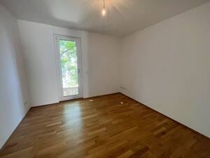 Mainz: Dreizimmerwohnung mit EBK, Balkon und Stellplatz in Finthen – 55126 Mainz – Vorschaubild 5