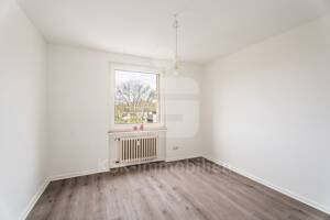 Helle 3-Zimmer Wohnung mit Sonnenbalkon! – 50739 Köln – Vorschaubild 5