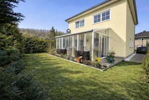 Berlin-Biesdorf: Stilvolle Stadtvilla auf 490 m² GST inkl. Terrasse & Garten in ruhiger Wohnlage ! – 12683 Berlin – Vorschaubild 5
