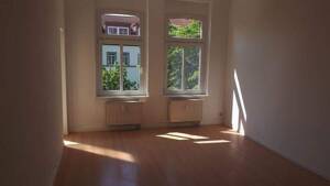 CORDULA IMMOBILIEN schöne 3 Raumwohnung mit Balkon und Dusche cordula 2248 – 99085 Erfurt – Vorschaubild 3