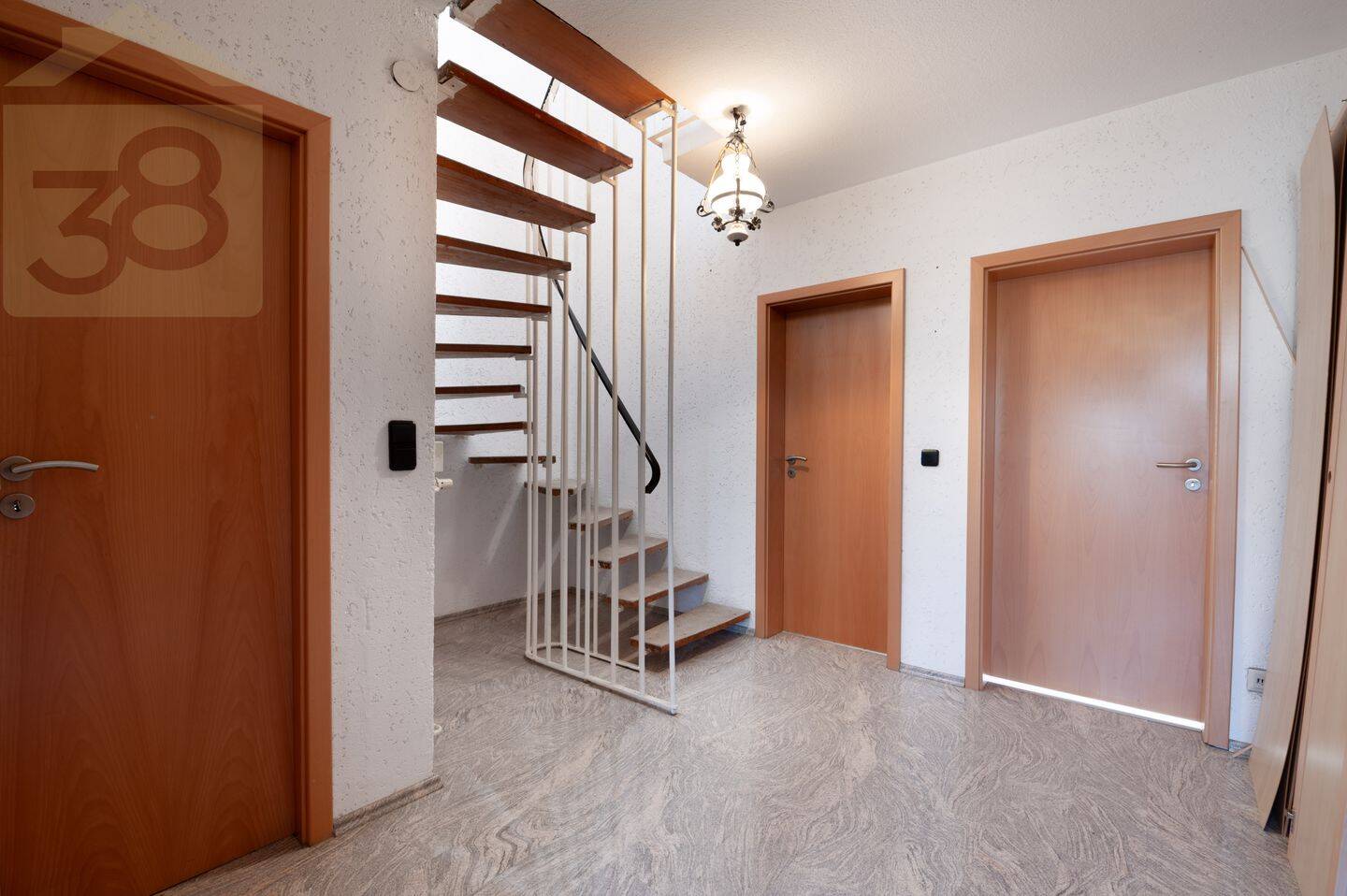 Charmantes Reihenendhaus mit Garten in ruhiger Lage von Vorsfelde! Mein Haus = Mein Partner! – Wolfsburg – Vorschaubild 2