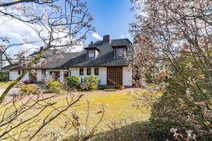 Ihr Traumhaus beginnt hier - Altbestand auf sonnigem Grundstück – 22559 Hamburg – Vorschaubild 9