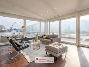 Das Beste vom Besten: Penthouse-Wohnung mit 270 Grad Panoramasicht auf Schloss und Neckartal