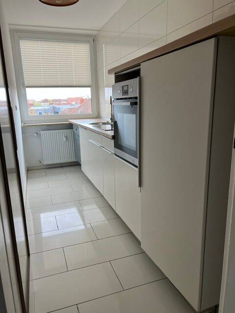 Sofortbezug: 2-Zimmer zentrumsnahe Lage mit Ausblick aus dem 6.Stock mit Aufzug – Nürnberg – Vorschaubild 9