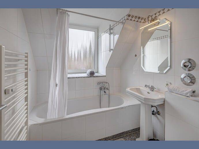 Möbliert: Helle möblierte 2-Zimmer-Wohnung zur Miete – München – Vorschaubild 9