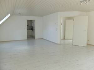 Köln-Wahnheide! Sonnige 2-Zimmerwohnung im 3-Parteienhaus, Balkon, Fußbodenheizung und Einbauküche! – 51147 Köln – Vorschaubild 5