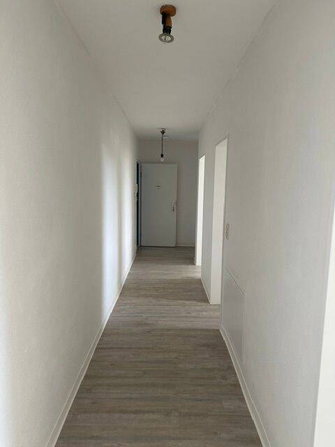 2-Raum Wohnung mit Balkon in Texas. – Magdeburg – Vorschaubild 6