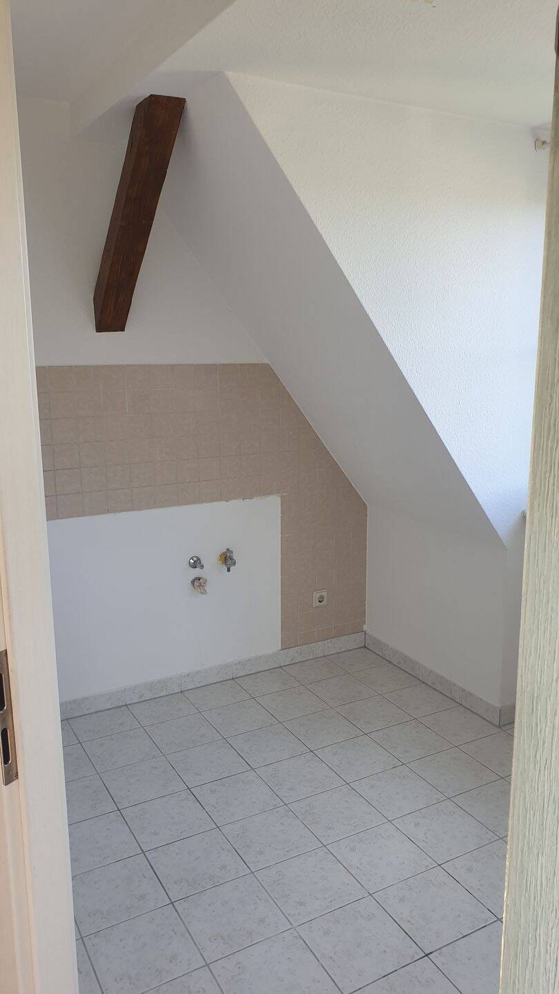 Smarte gemütliche 2-Zimmer-Dachgeschoßwohnung in Dresden Löbtau-Süd – Dresden – Vorschaubild 4