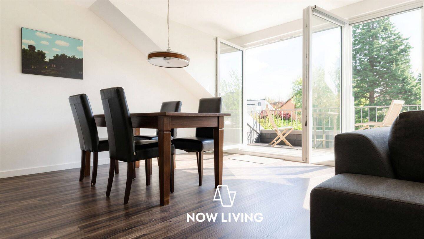 Großzügige 3-Zimmer-Maisonette mit Dachstudio und sonnigem Balkon – Hamburg – Vorschaubild 2