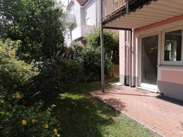 Erdgeschosswohnung in 92442 Wackersdorf mit 48 m² kaufen