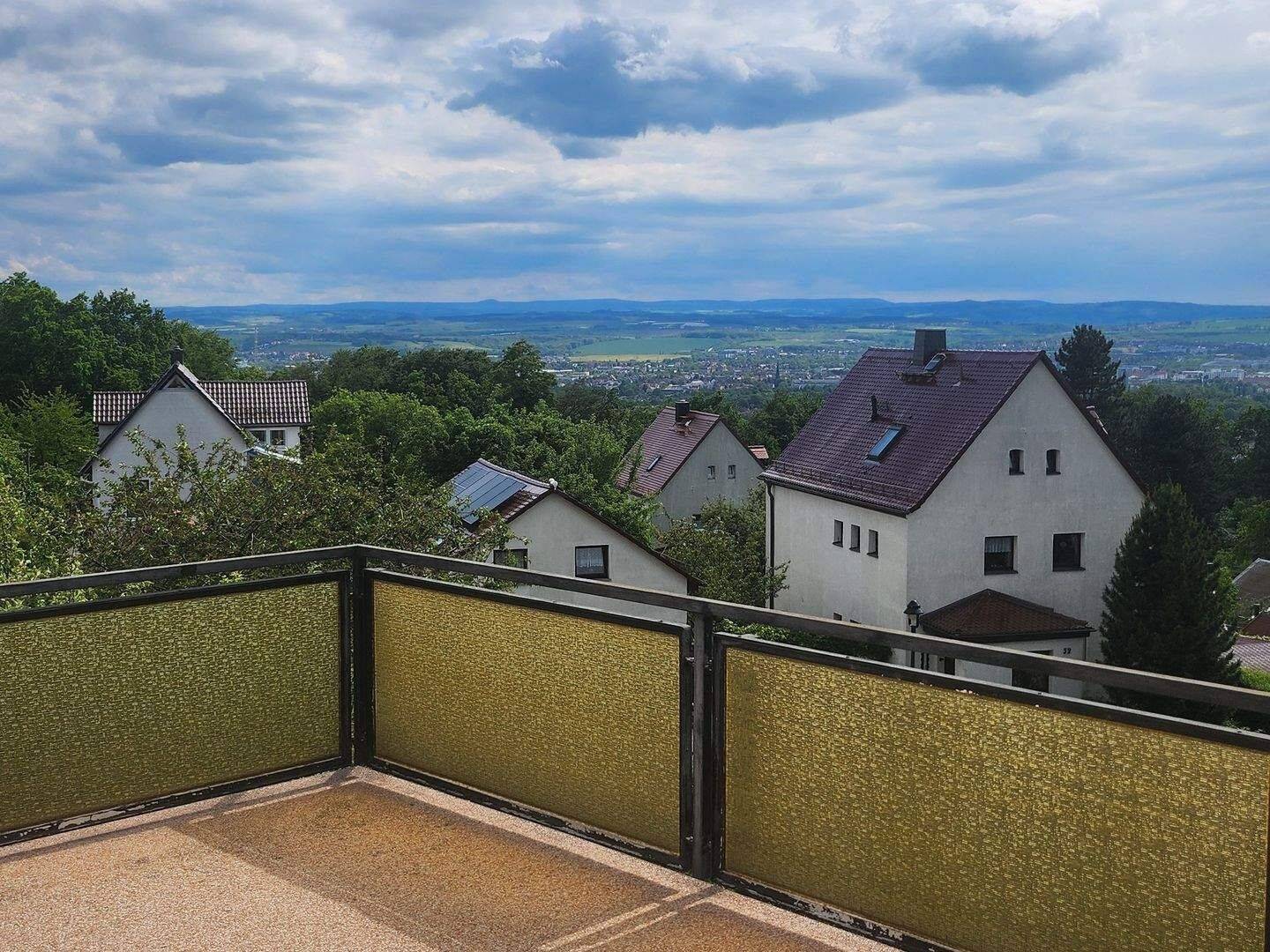 Rarität in Dresden-Oberwachwitz - Außergewöhnliche Oase mit Weitblick zu verkaufen ! – Dresden – Vorschaubild 2