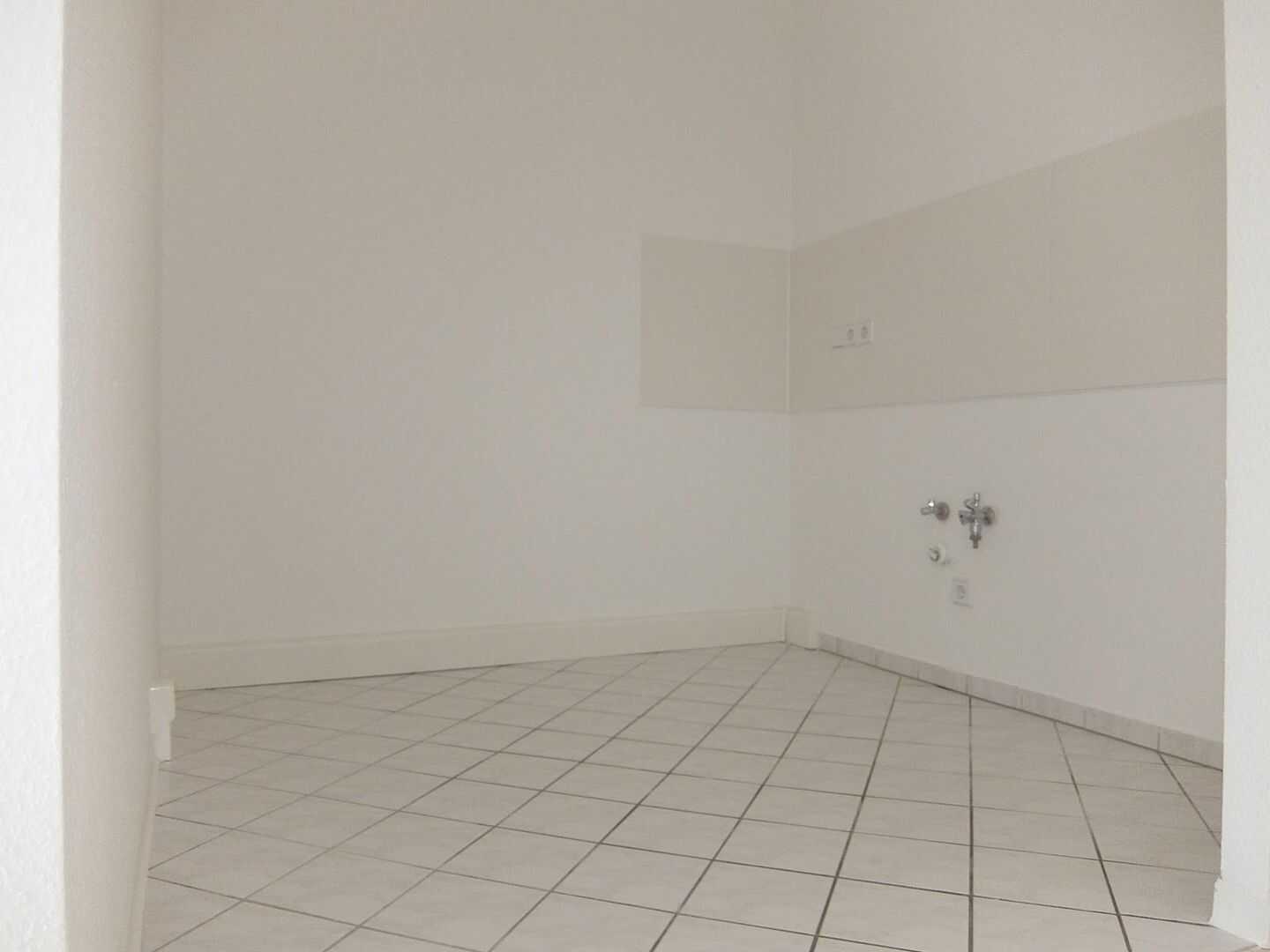 Zuhause im Grünen - Balkon & Park direkt vor der Tür – Chemnitz – Vorschaubild 3
