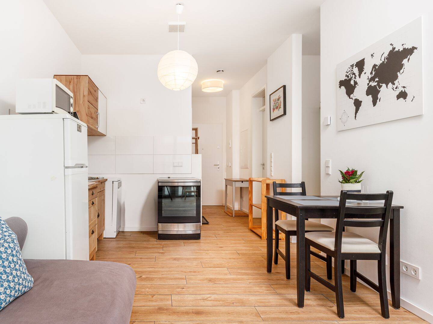 Start Up - Neubauwohnung im Revaler Eck mit Balkon, Dachterrasse und Stadtkultur im Simon-Dach-Kiez – Berlin – Vorschaubild 3