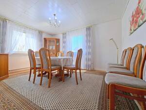 Freistehendes modernisiertes Zweifamilienhaus in Rumpenheim 7,5 Zimmer, 3 Bäder, gr. Garten, Garage – 63075 Offenbach am Main – Vorschaubild 9