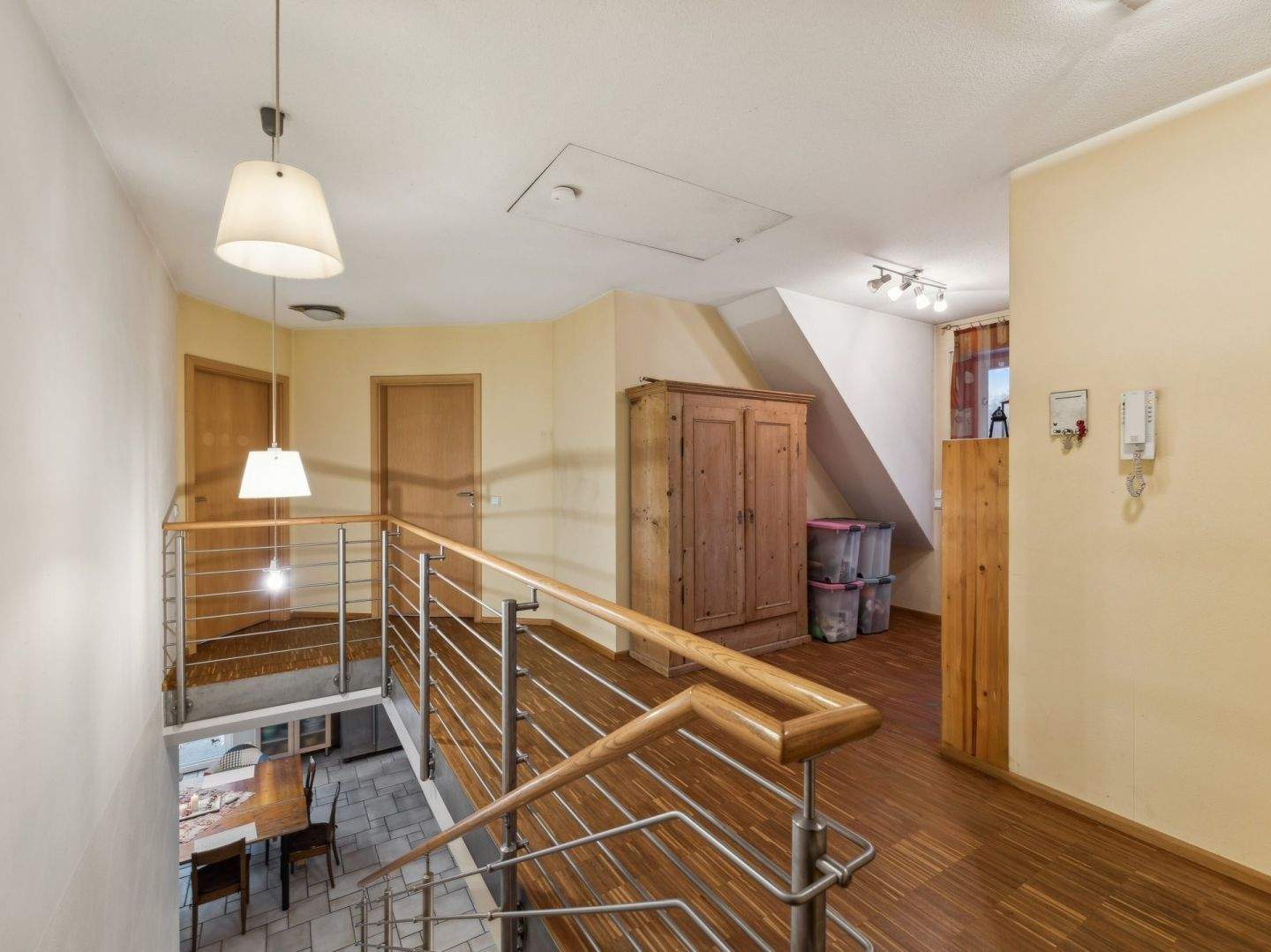Exklusives Zweifamilienhaus in bevorzugter Lage von Neustadt an der Aisch – Neustadt an der Aisch – Vorschaubild 2