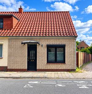 Mehr als ein Reihenhaus: 110 m², Nebengebäude & Outdoor-Küche in Delmenhorst – 27753 Delmenhorst – Vorschaubild 7