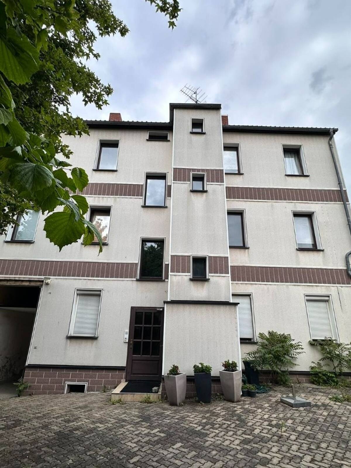 Dachgeschosswohnung mit EBK im Giebichensteinviertel zu vermieten. – 6114 Halle (Saale) – Bild 1 von 9
