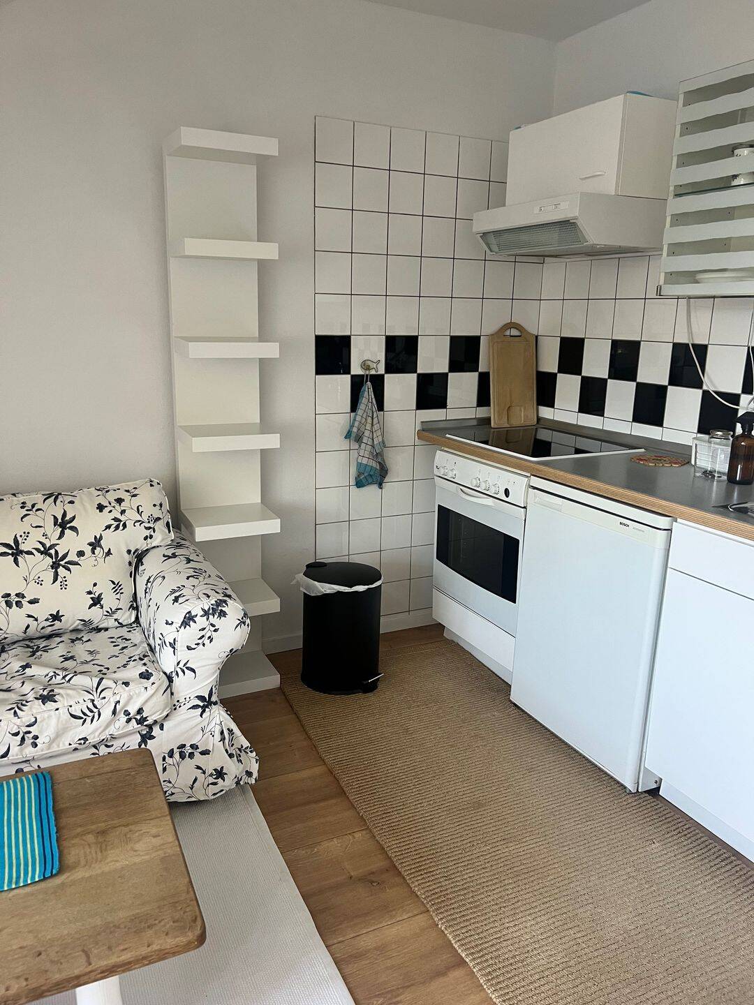 Wohnung in Reihenhaus mit gemeinsamen Eingang – München – Vorschaubild 4