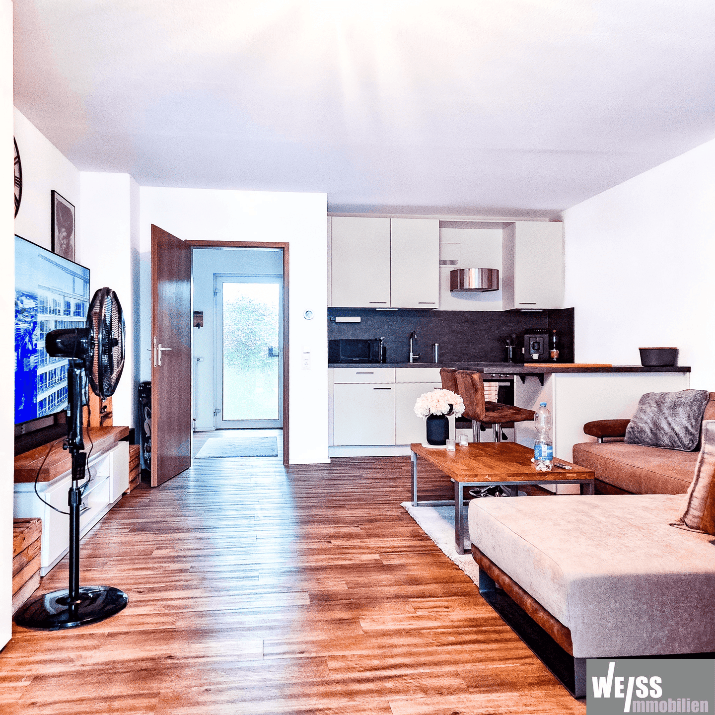 4 % Bruttorendite, optimal für Kapitalanleger, 1 Zimmer Wohnung mit Terrasse und Außenstellplatz – Würzburg – Vorschaubild 2