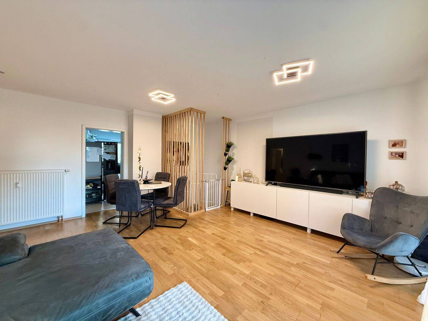 Hochwertig modernisierte 3 Zimmer Whg. mit Garten & großem Einliegerbereich inkl. Küche und Badezimmer + Außenstellplatz – Nürnberg – Vorschaubild 6