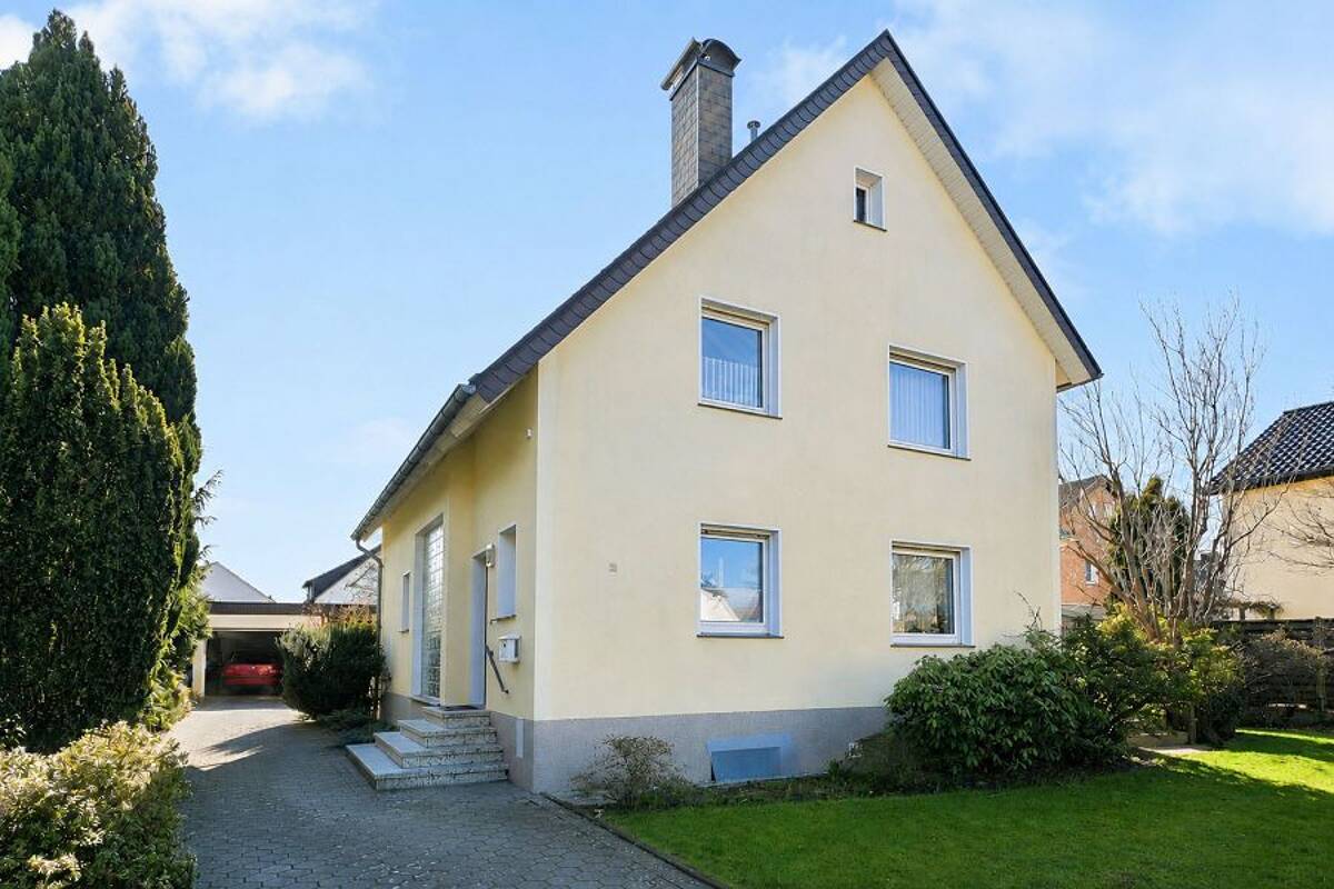 Gemütliches Einfamilienhaus in ruhiger Wohnlage auf Erbpachtgrundstück! – 33659 Bielefeld – Bild 1 von 6