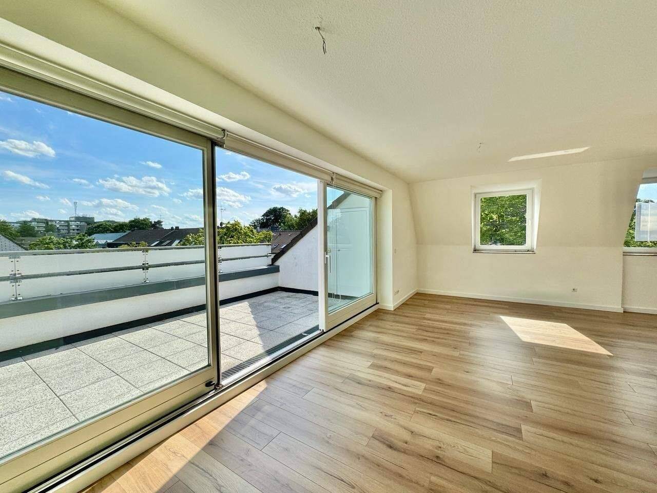Moderne und top geschnittene DG Wohnung am Schmölderpark gelegen ! Große Terrasse ! – Mönchengladbach – Vorschaubild 8