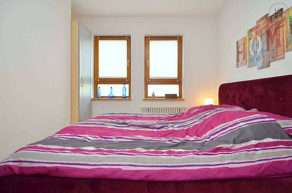 Schöne möblierte 2-Zimmer Wohnung mit Internet und PKW-Stellplatz in Wiesbaden – Wiesbaden – Vorschaubild 9