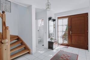 Modernisiertes Familienhaus in ruhiger Saseler Sackgasse mit Garten, Sauna und zwei Carports – 22393 Hamburg – Vorschaubild 6