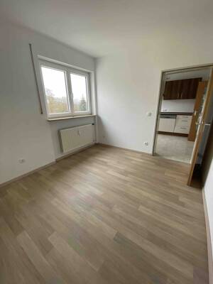 3-Zi-OG-Whg mit Garage, Fichtestr. 22, in Ingolstadt, sofort Bezug möglich! – 85055 Ingolstadt – Vorschaubild 7