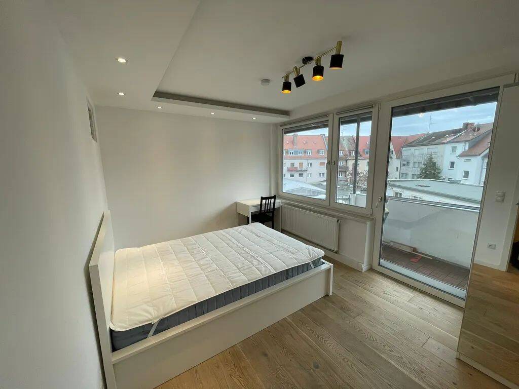Möbliertes WG-Zimmer mit guter Anbindung in Nürnberg!