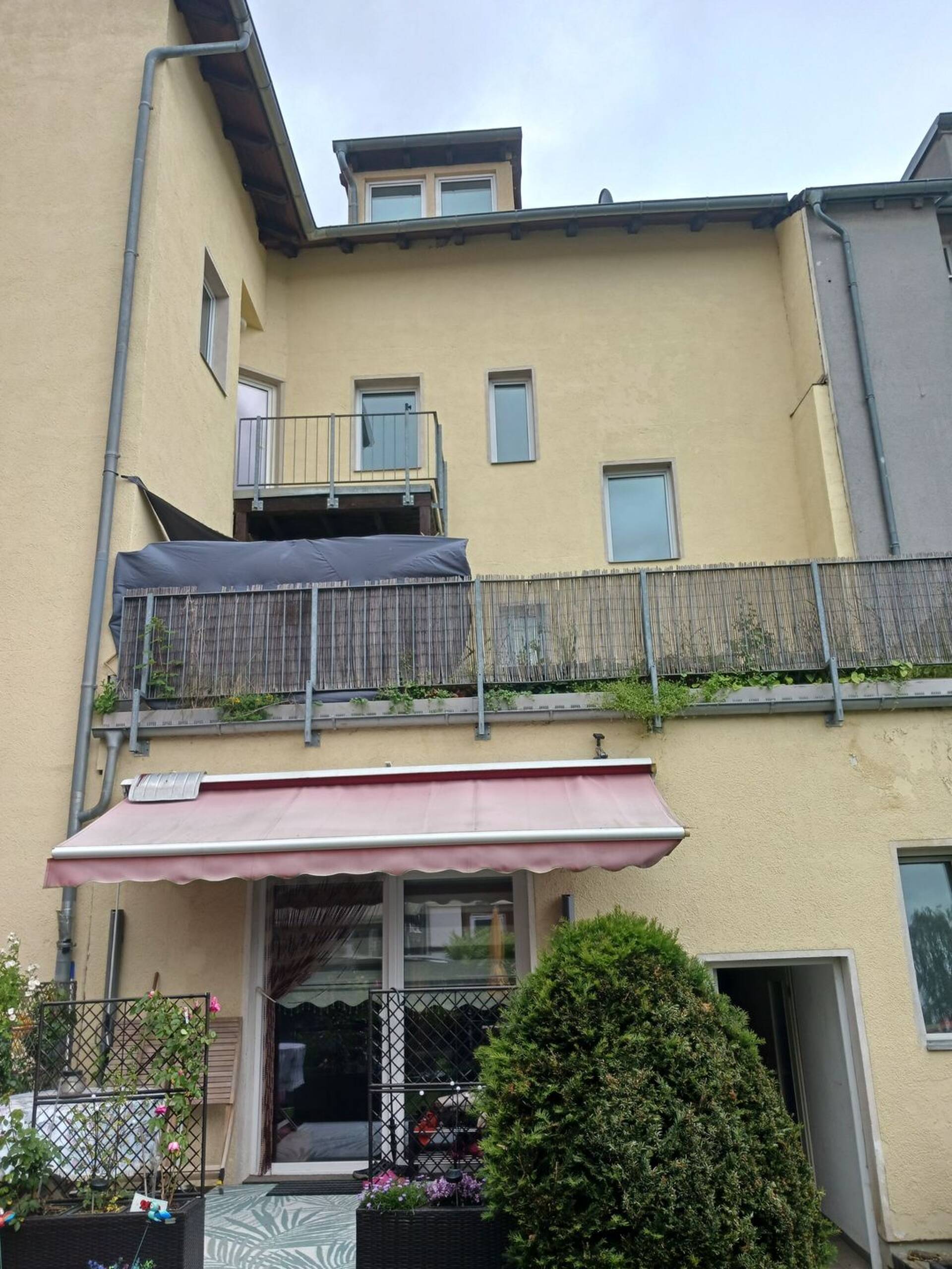 Mehrfamilienhaus in 99974 Mühlhausen/Thüringen mit 341 m² kaufen