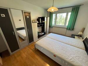 Seltene Gelegenheit: Traumwohnung mit eigenem Garten in Biesdorf – 12683 Berlin – Vorschaubild 9