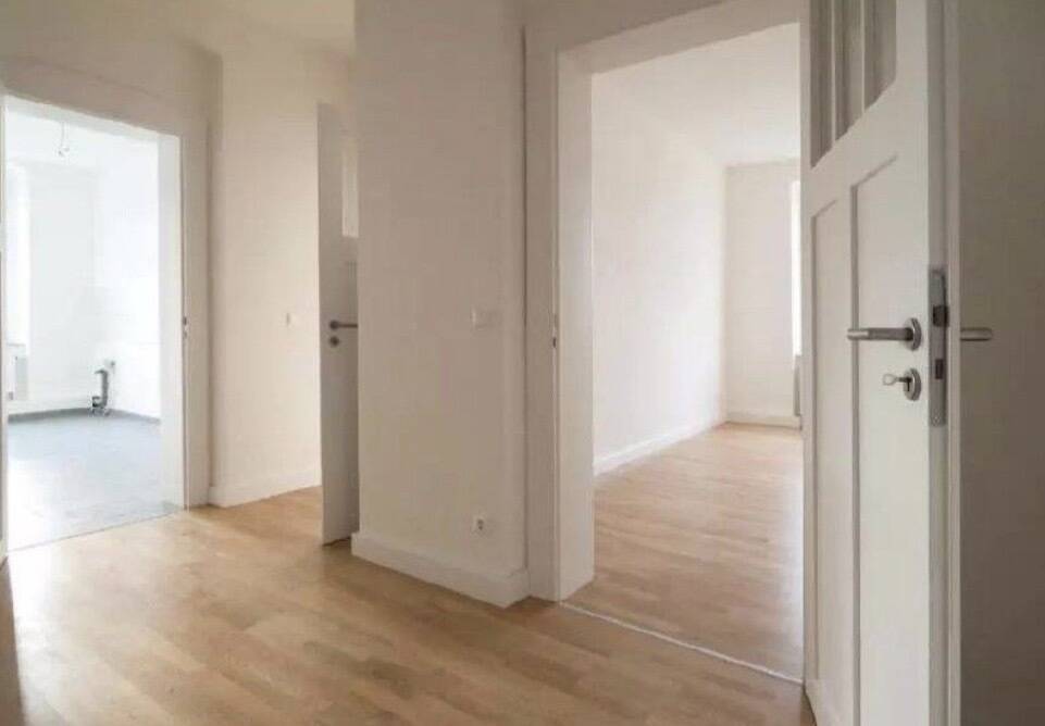 Charmante 2-Zimmer-Altbauwohnung mit stilvollem Flair und einzigartigem Charakter. – Dresden – Vorschaubild 5